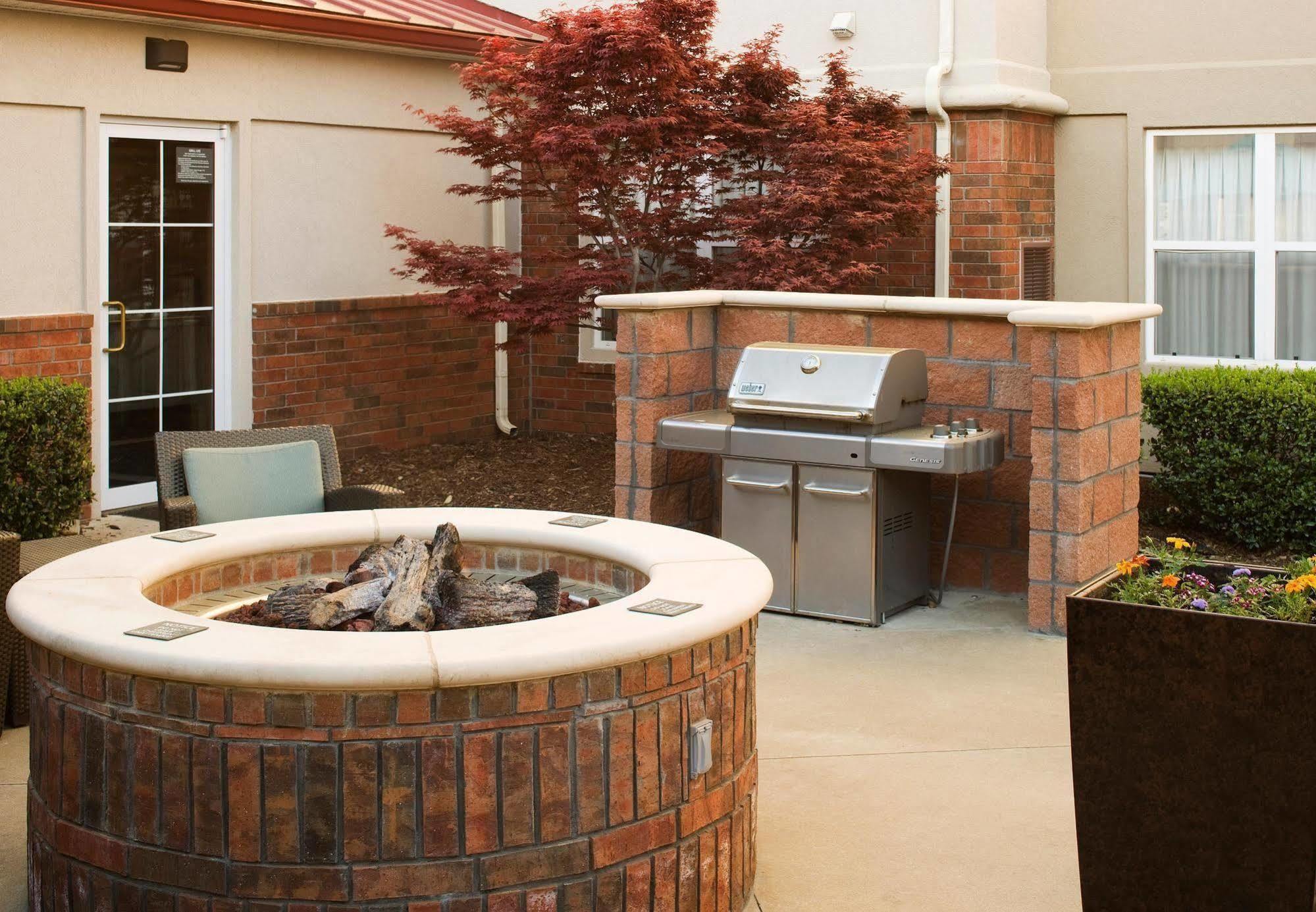 Residence Inn By Marriott Springdale Bagian luar foto
